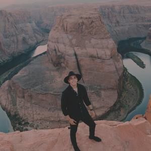 Meet your Posher, Paco